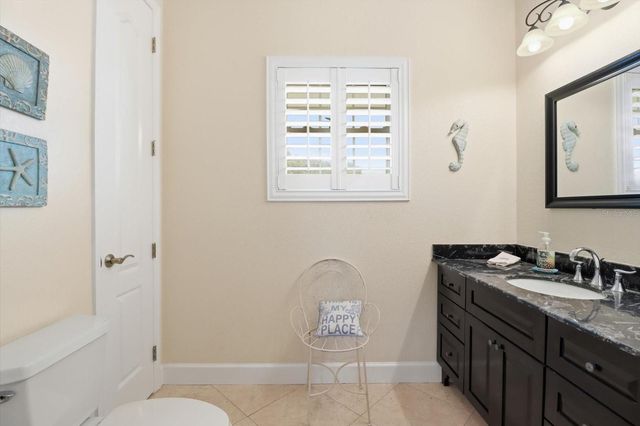 5 PALM DRIVE, Yankeetown, FL 34498