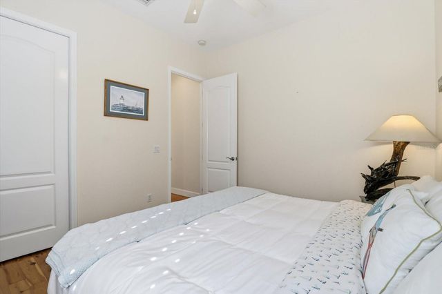 5 PALM DRIVE, Yankeetown, FL 34498