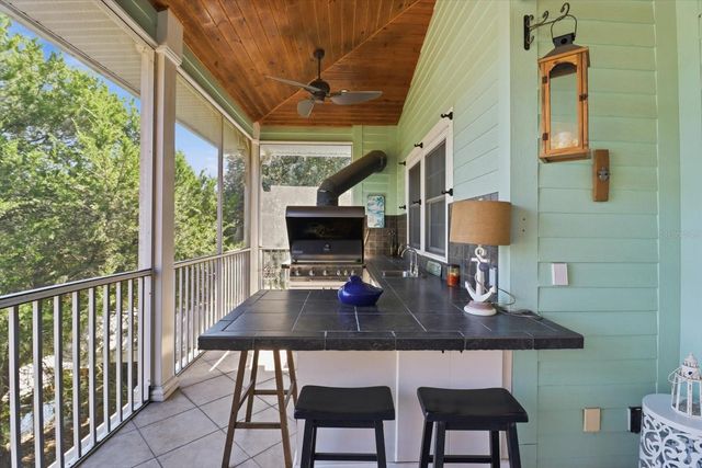 5 PALM DRIVE, Yankeetown, FL 34498