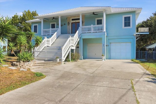 5 PALM DRIVE, Yankeetown, FL 34498