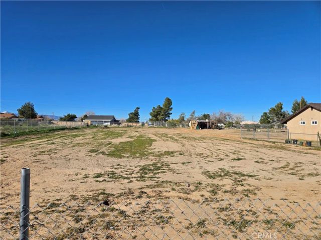 11558 Hemlock, Hesperia, CA 92345