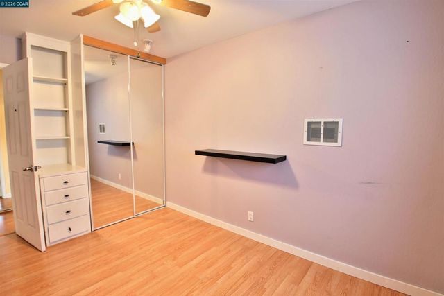 3090 Los Prados 24, San Mateo, CA 94403