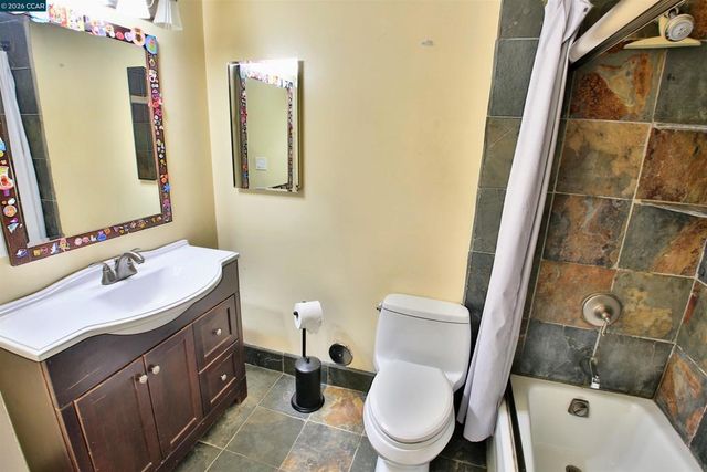 3090 Los Prados 24, San Mateo, CA 94403
