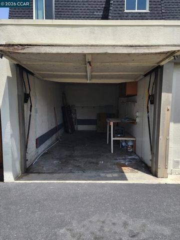 3090 Los Prados 24, San Mateo, CA 94403