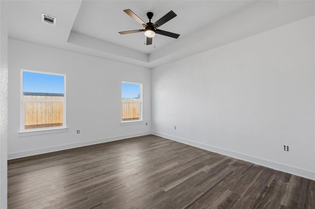 158 Lavanda LN, Dale, TX 78616