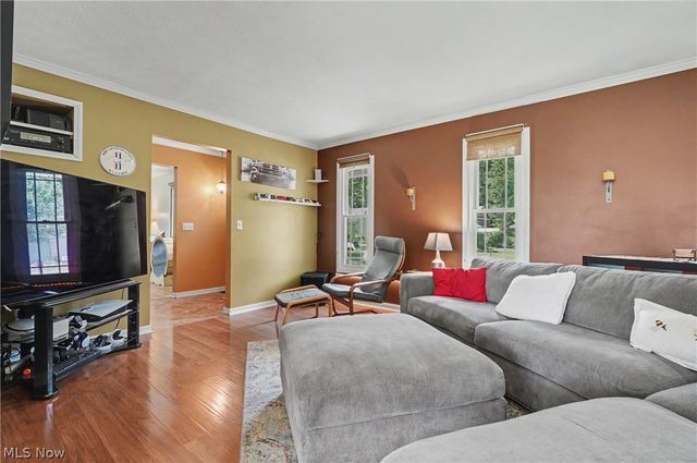 3854 Surfside Circle, Aurora, OH 44202