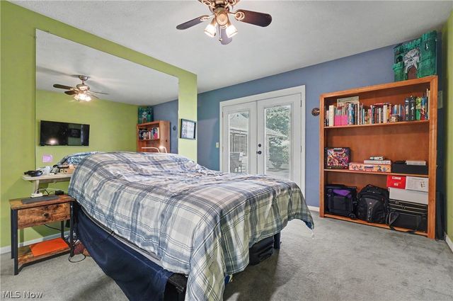 3854 Surfside Circle, Aurora, OH 44202