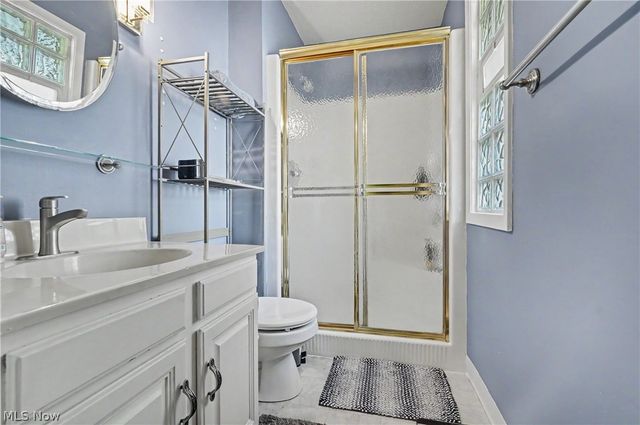 3854 Surfside Circle, Aurora, OH 44202