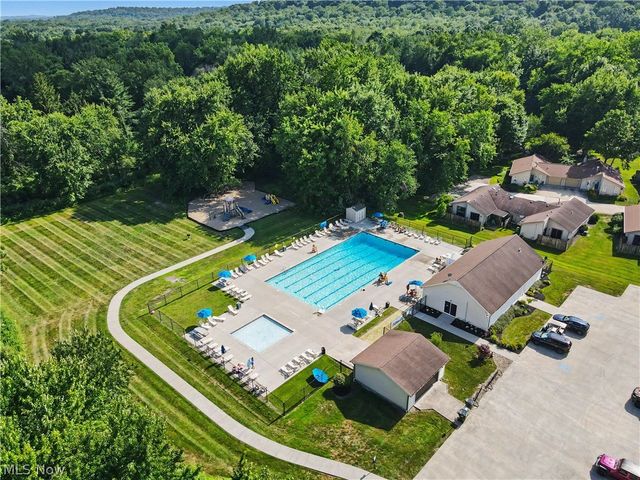 3854 Surfside Circle, Aurora, OH 44202