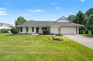3854 Surfside Circle, Aurora, OH 44202