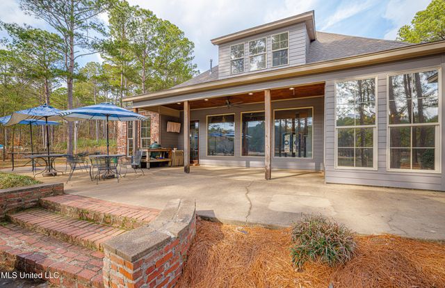 167 Lakeshire Circle, Canton, MS 39046