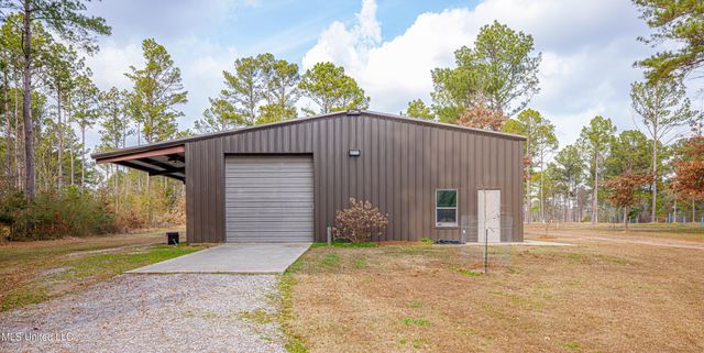 167 Lakeshire Circle, Canton, MS 39046