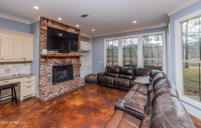 167 Lakeshire Circle, Canton, MS 39046