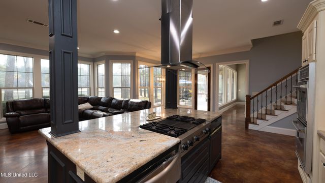 167 Lakeshire Circle, Canton, MS 39046