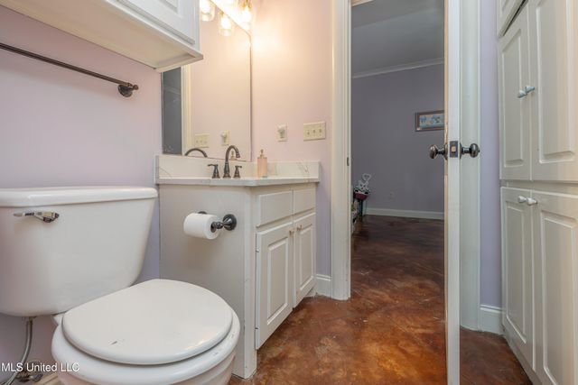 167 Lakeshire Circle, Canton, MS 39046