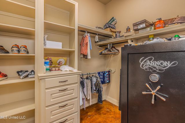 167 Lakeshire Circle, Canton, MS 39046