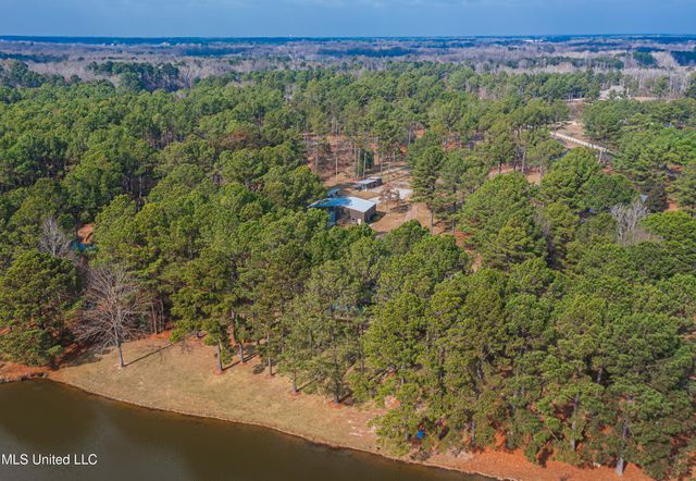 167 Lakeshire Circle, Canton, MS 39046
