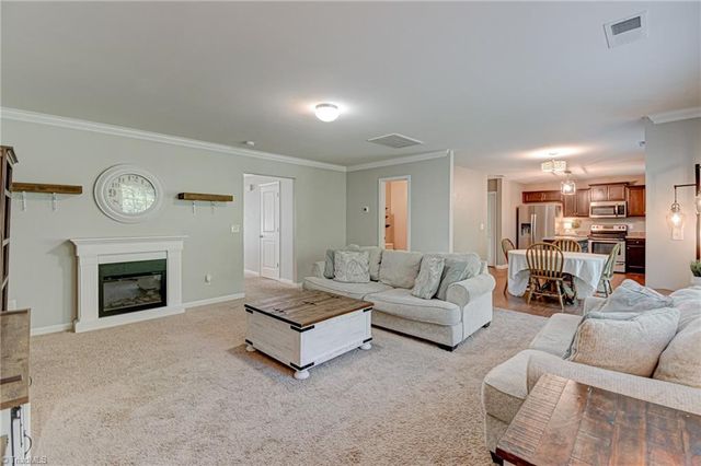 4258 Salem Springs Court, Winston-salem, NC 27107