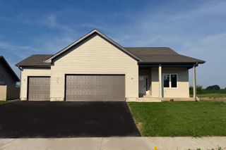 550 Cross Plains Road, Rockford, IL 61107