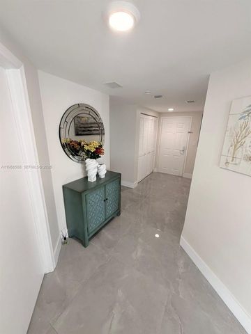 19501 W Country Club Dr 2204, Aventura, FL 33180