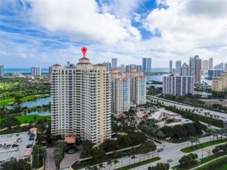 19501 W Country Club Dr 2204, Aventura, FL 33180