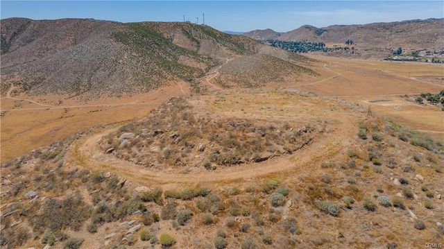 26677 CALIFORNIA, Winchester, CA 92596