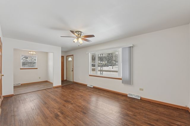 1715 14th Street, Winthrop Harbor, IL 60096