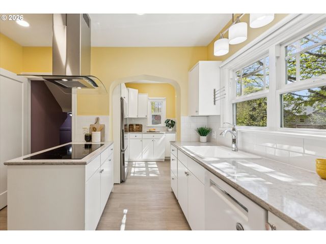 3302 Ne 14TH Ave, Portland, OR 97212