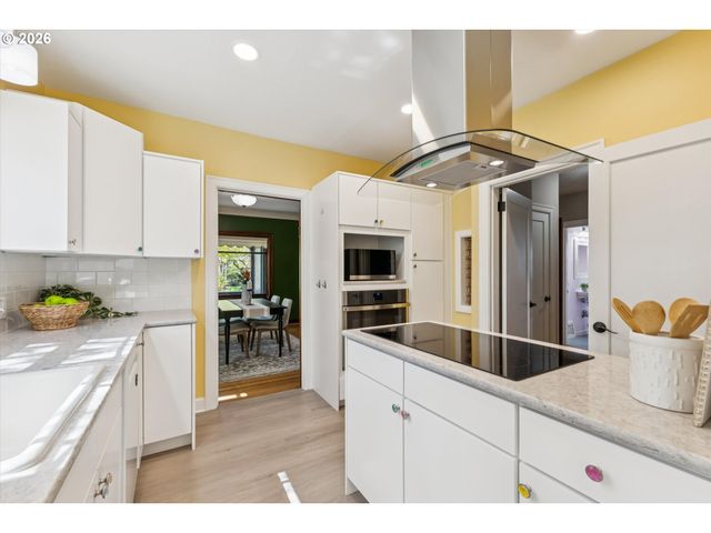 3302 Ne 14TH Ave, Portland, OR 97212