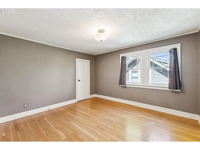 3302 Ne 14TH Ave, Portland, OR 97212