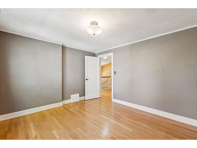 3302 Ne 14TH Ave, Portland, OR 97212