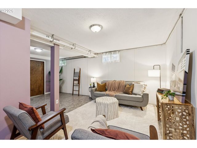 3302 Ne 14TH Ave, Portland, OR 97212