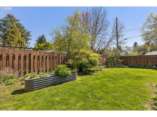 3302 Ne 14TH Ave, Portland, OR 97212