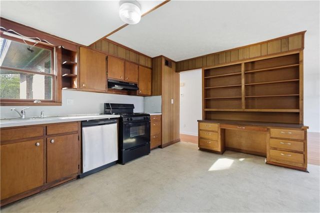 101 Pine Circle, Jonesboro, GA 30236