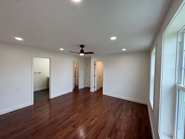 33 Polaski Ave, Chicopee, MA 01013