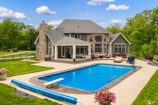 1501 W Dean Road, Bedford Twp, MI 48182