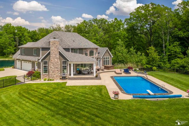 1501 W Dean Road, Bedford Twp, MI 48182