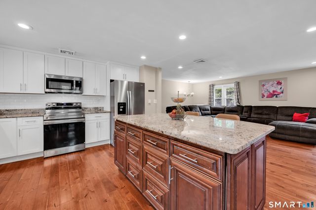 89 Shweky Lane, Southington, CT 06489