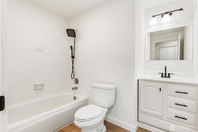 32910 30th Avenue SW, Federal Way, WA 98023