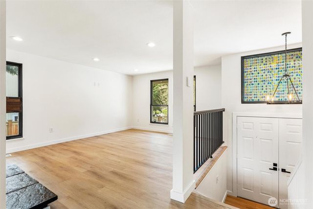 32910 30th Avenue SW, Federal Way, WA 98023