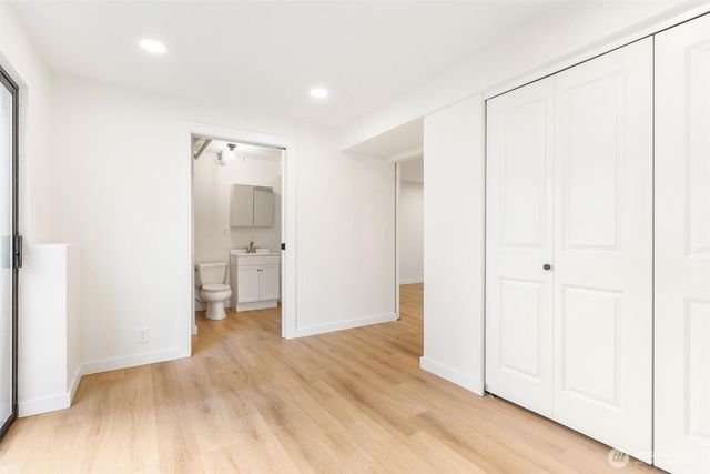 32910 30th Avenue SW, Federal Way, WA 98023