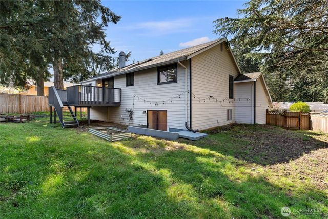 32910 30th Avenue SW, Federal Way, WA 98023