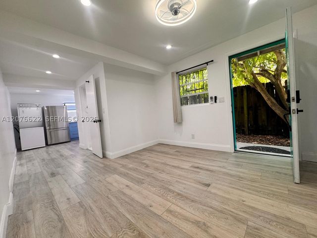 277 NE 55th St 1-Rear, Miami, FL 33137