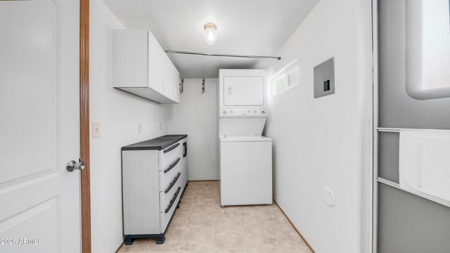 518 JASPAR Drive, Apache Junction, AZ 85119