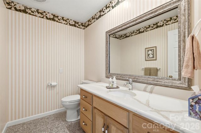 6181 Willowbottom Road, Hickory, NC 28602
