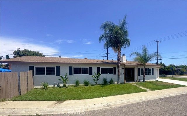 1029 W Sycamore Avenue, Orange, CA 92868