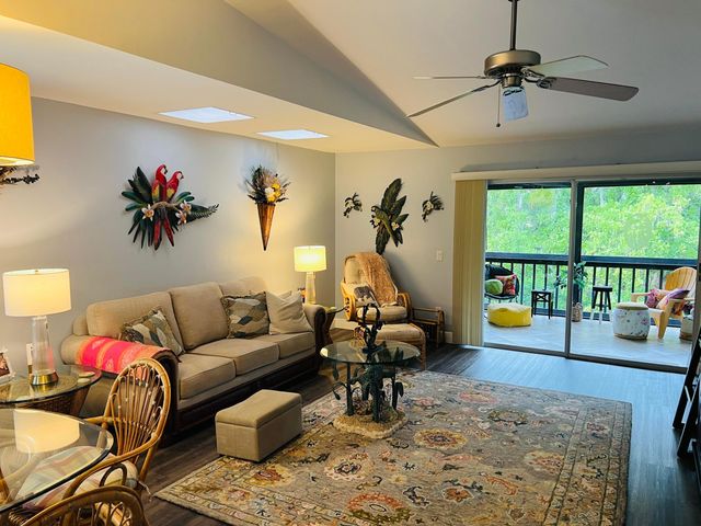 8388 SE Croft Circle P-6, Hobe Sound, FL 33455