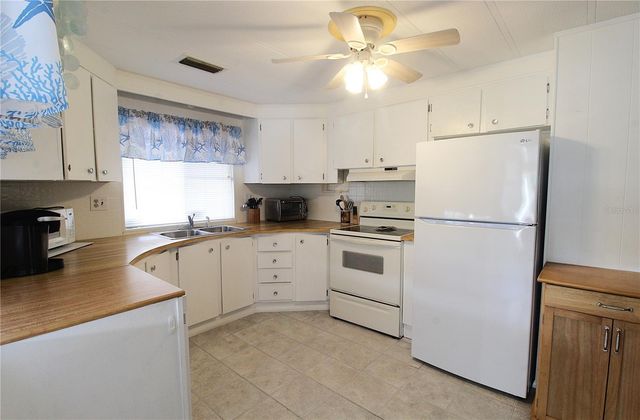 607 CERVINA DRIVE, Venice, FL 34285