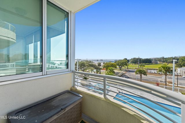 2060 Beach Boulevard, 203, Biloxi, MS 39531