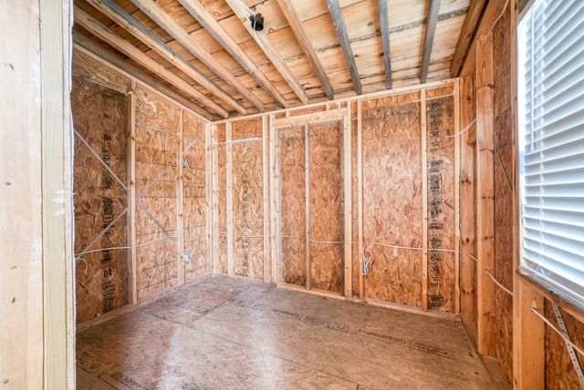 1041 Sitting Bull Pt, Crossville, TN 38572